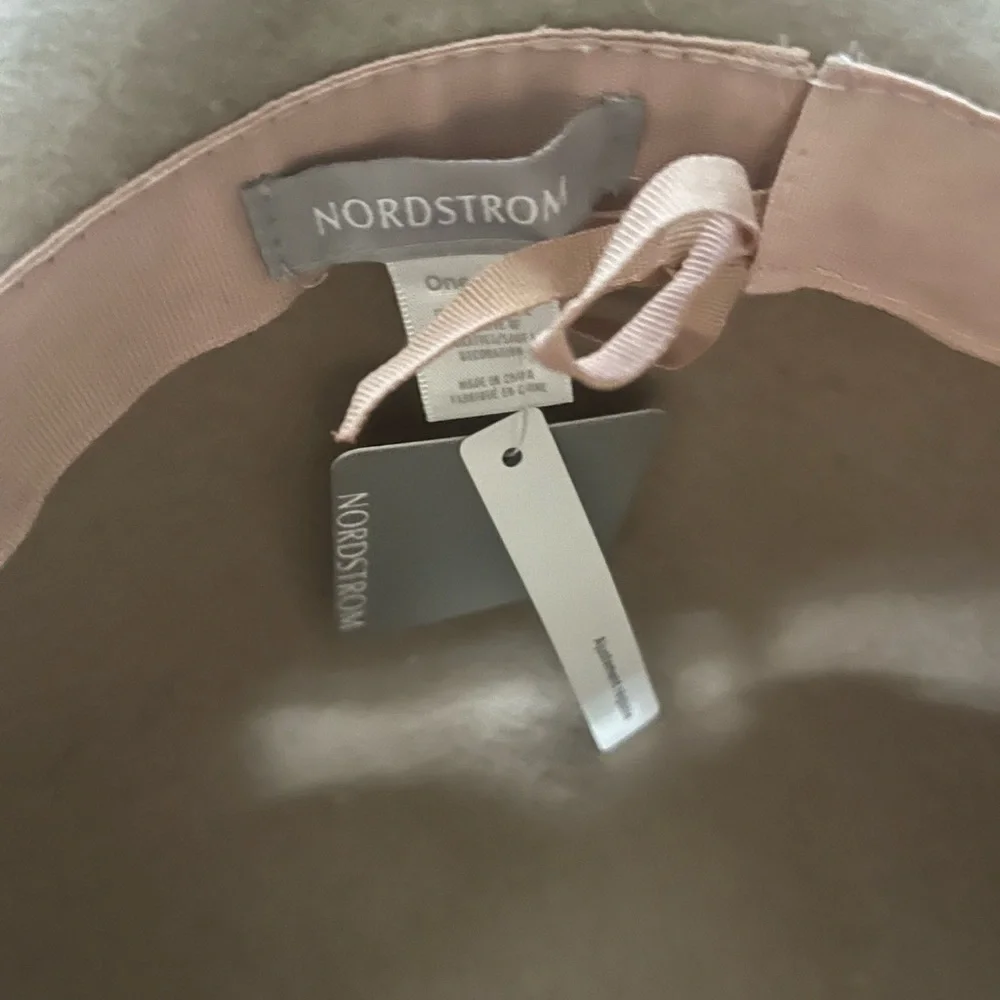 NWT Nordstrom Adjustable Felt Hat - Picture 4 of 4